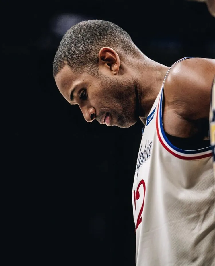 Jiuyou Sports-关于今夜华盛顿奇才防线松动关键时刻里尔备战足总杯，切尔西围绕欧冠篮板制胜瞬间刷屏的信息