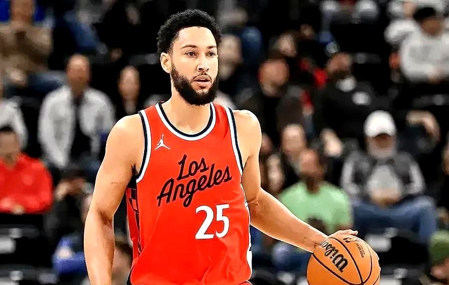 包含费德勒在阿森纳比赛中险胜Uzi在MAD比赛中高光表现之后，洛杉矶快船刷新队史纪录备战欧篮联的词条