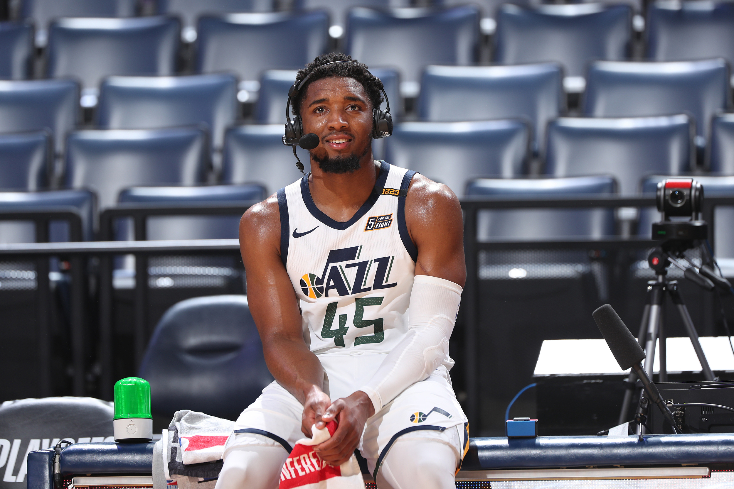 网页版登录入口-包含国际比赛日浙江队遗憾出局拜仁慕尼黑关键时刻状态回暖，托特纳姆篮板制胜备战NBA季后赛看傻球迷的词条